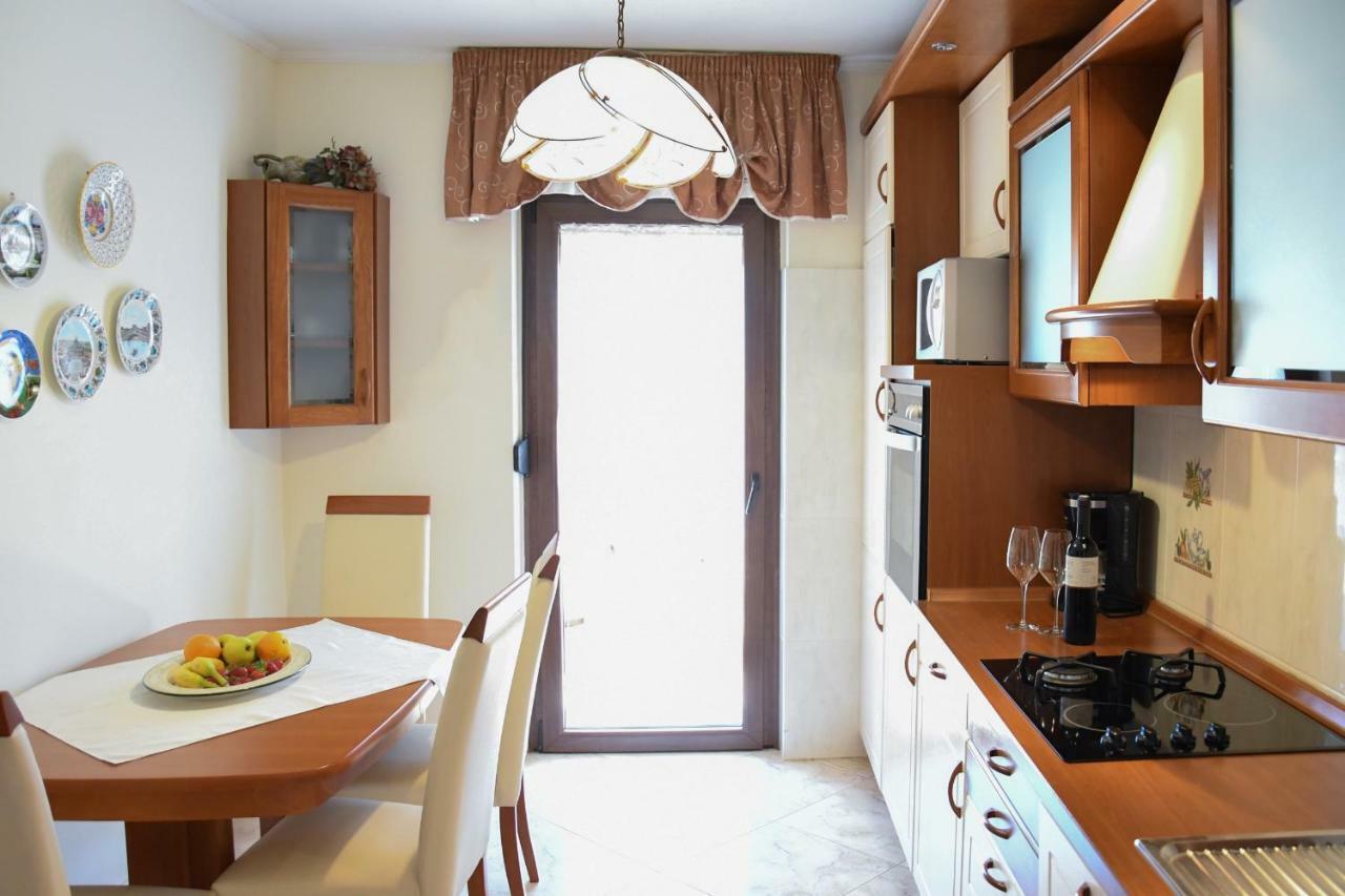 Duska Appartement Umag Buitenkant foto