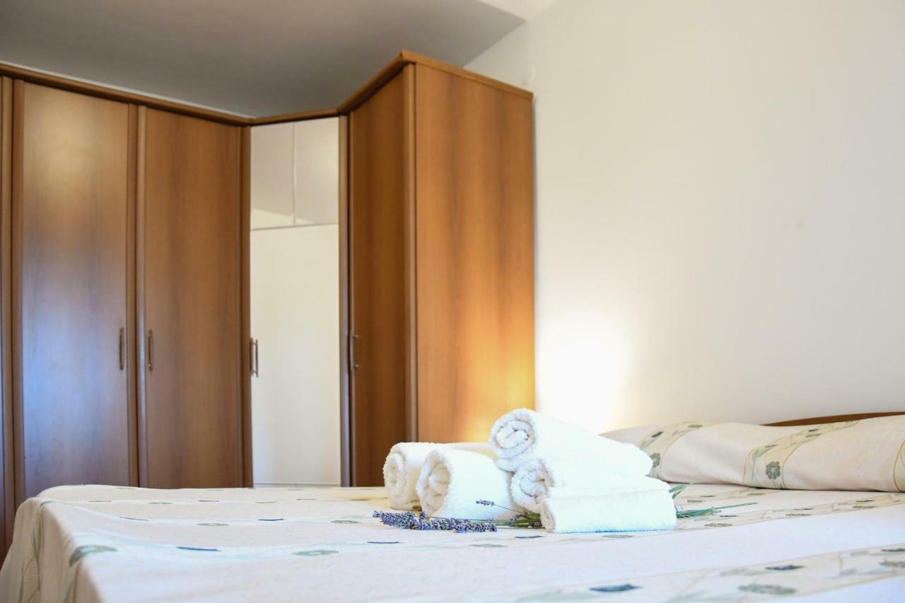 Duska Appartement Umag Buitenkant foto