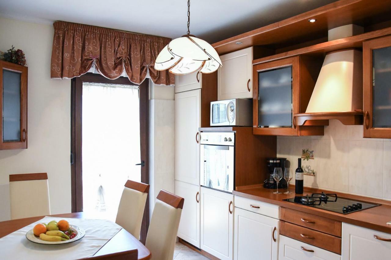 Duska Appartement Umag Buitenkant foto